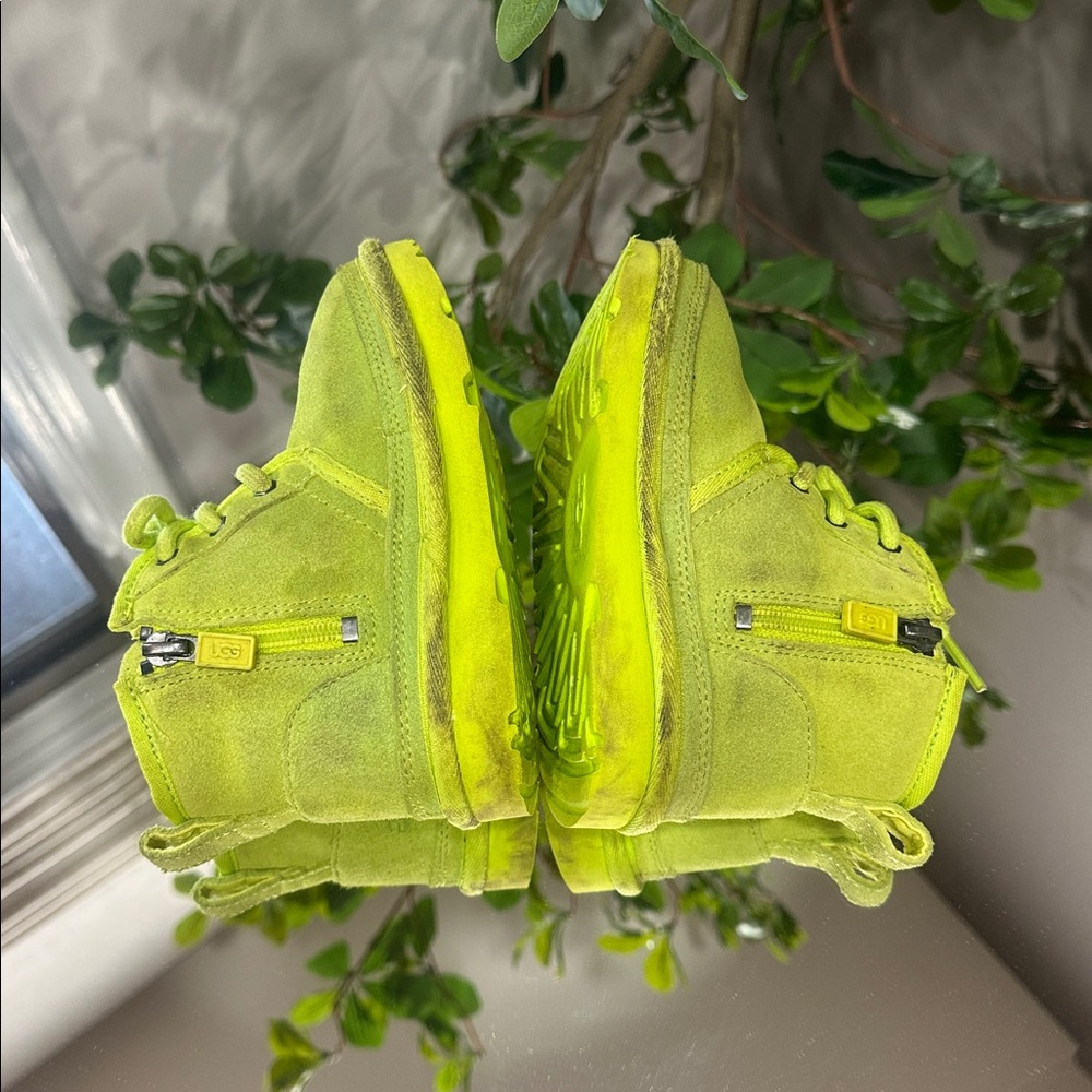 UGG Kids Vibrant Lime Boots - Picture 6 of 10